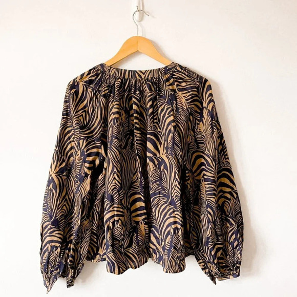 Banana Republic 100% Linen The Boxy Cropped Shirt Striped Zebra Size Small - Picture 5 of 9